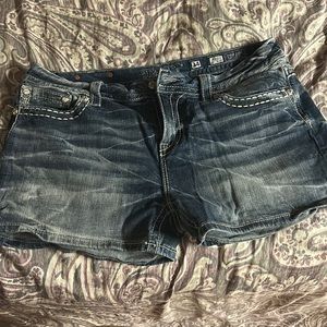 Miss me jean shorts size 34